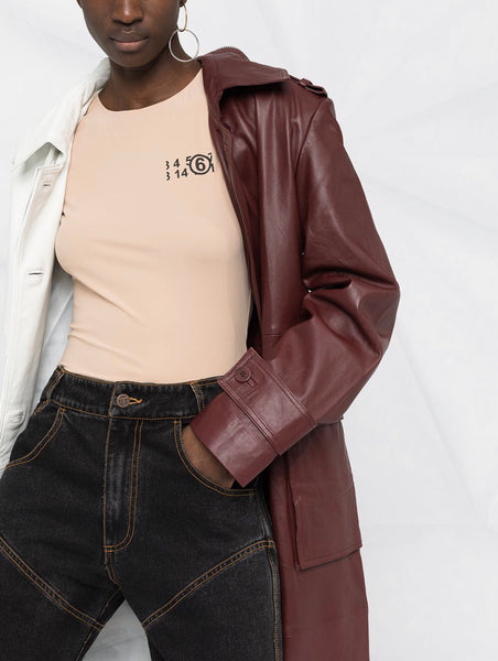 logo sleeveless body