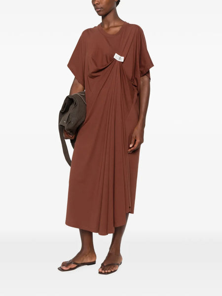 gathered logo-patch dress