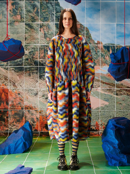 Hilly Plisse Dress - Wavy Cubes