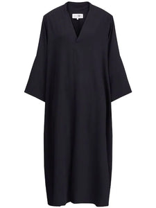 v-neck shift dress