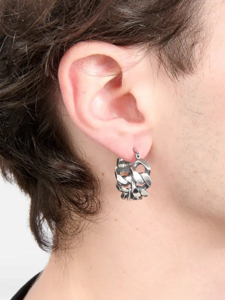 chain-link hoop earrings